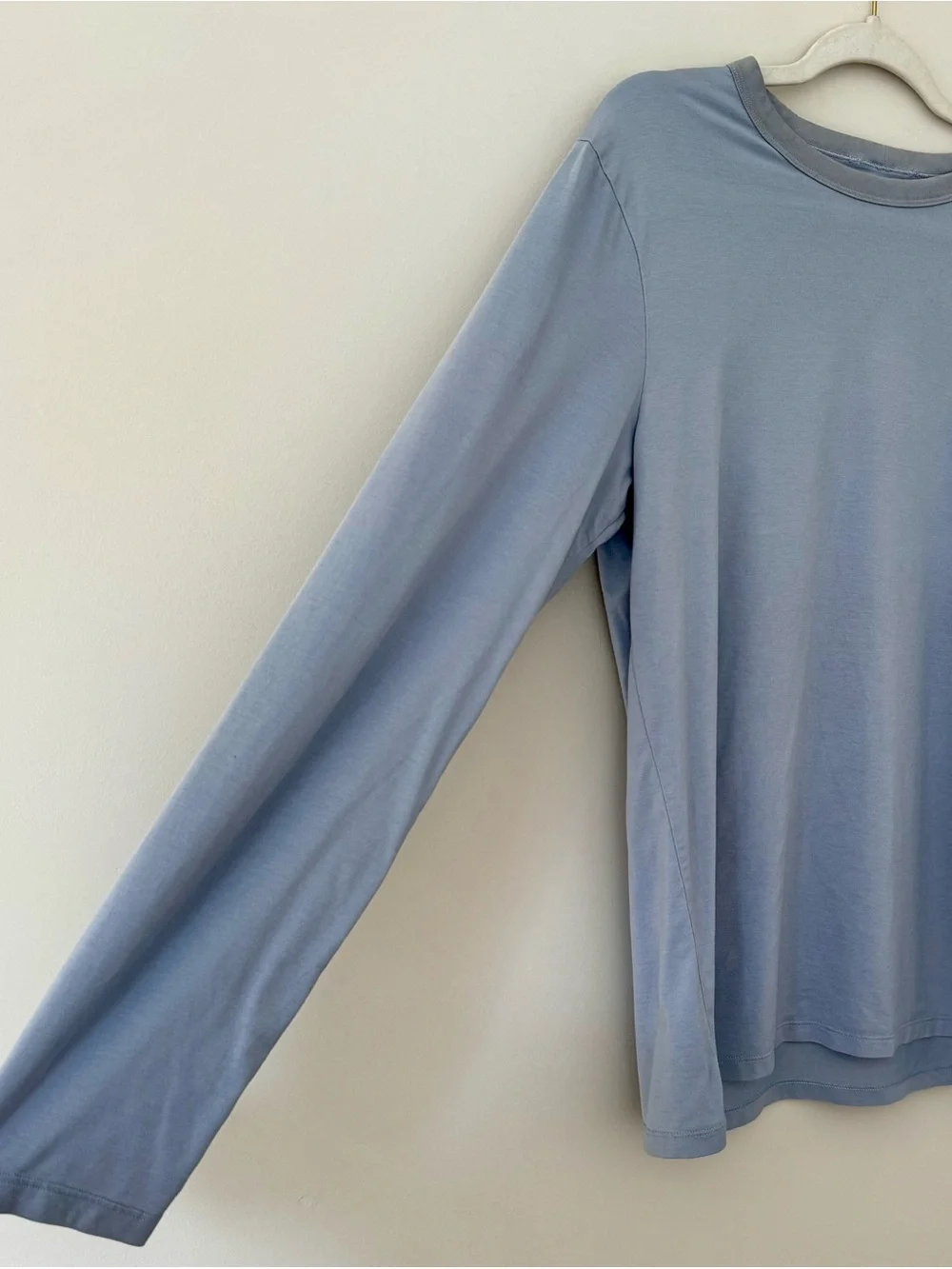 Lululemon Flawed* Ultralight Hip Length Long Sleeve Cotton Shirt, Blue – Large